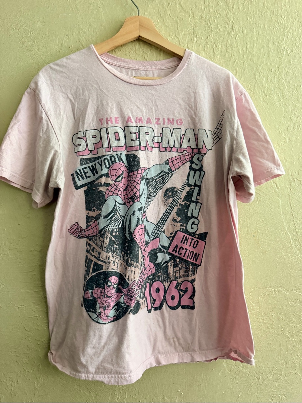 Marvel Spider-Man Vintage Graphic Tee in Light Pink